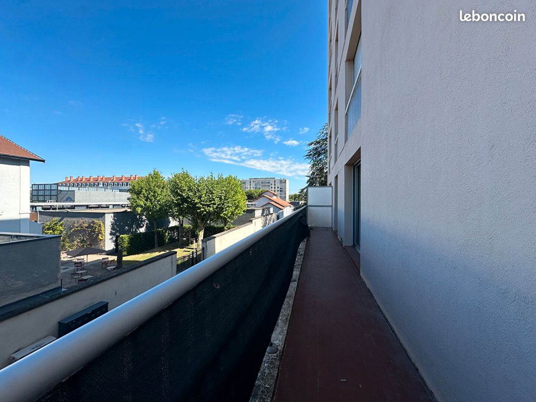 Appartement 3 pièces 63 m² · à Romans-sur-Isère · 63 m² · 119 000 €