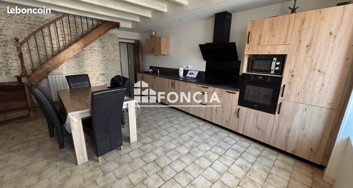 Maison 7 pièces 210 m² · à Cognac · 210 m² · 199 000 €