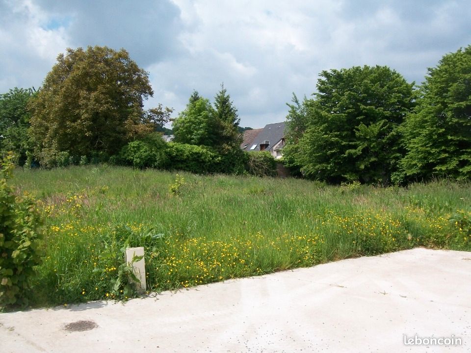 Terrain 530 m² Savignies · 64 000 €