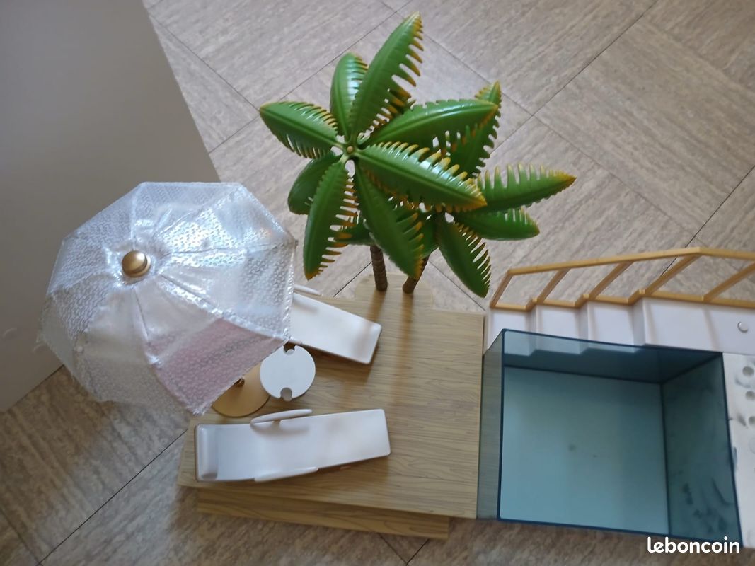 Piscine Rainbow High avec accessoires (image 2)