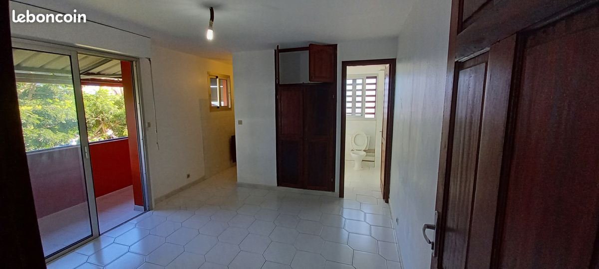 Appartement 1 pièce 24 m² · à Saint-André · 24 m² · 375 €