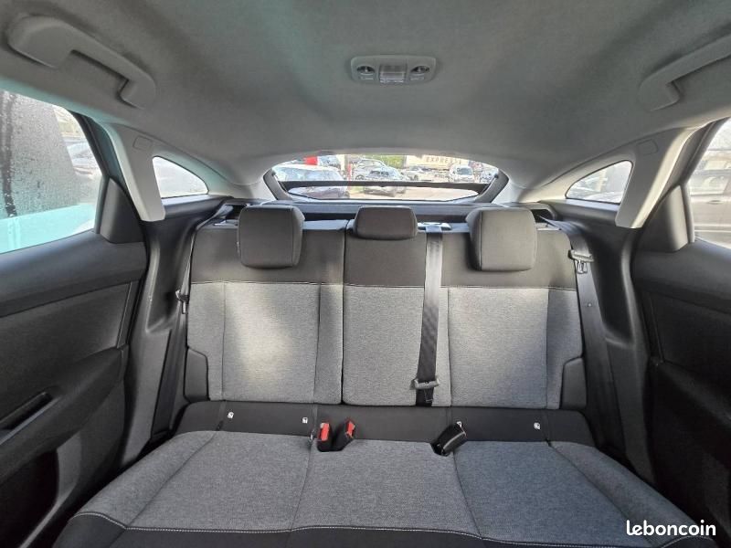 Citroen C4 PureTech 100ch S&S Feel (image 6)