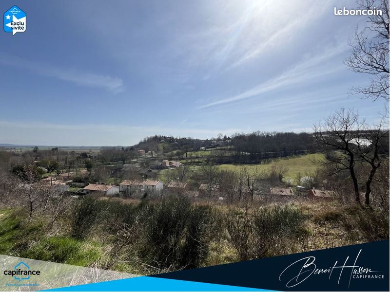 Terrain 3 525 m² Grazac · 99 000 €
