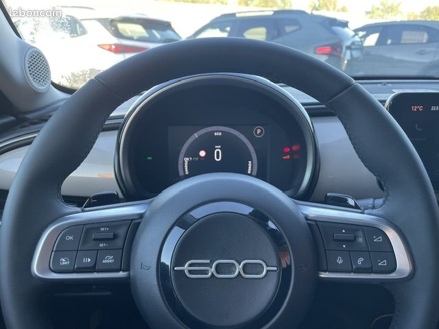 Fiat 600 1.2 HYBRID 145 POP EDCT6 (image 13)