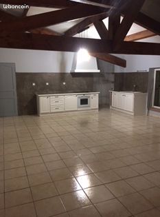 Appartement 3 pièces 86 m² · à Montélimar · 86 m² · 800 €/mois