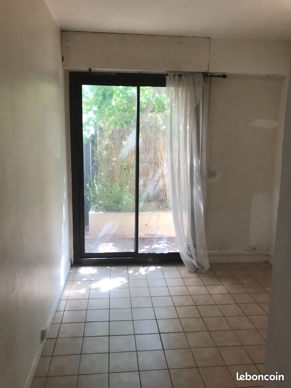 Appartement 1 pièce 10 m² · à Marseille · 9,7 m² · 38 000 €
