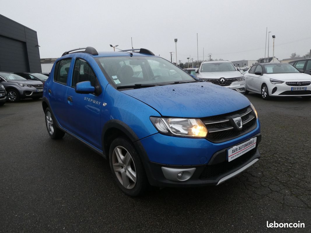 Dacia SANDERO 1.5 DCI 90CH ECO² STEPWAY AMBIANCE EURO6 (image 2)
