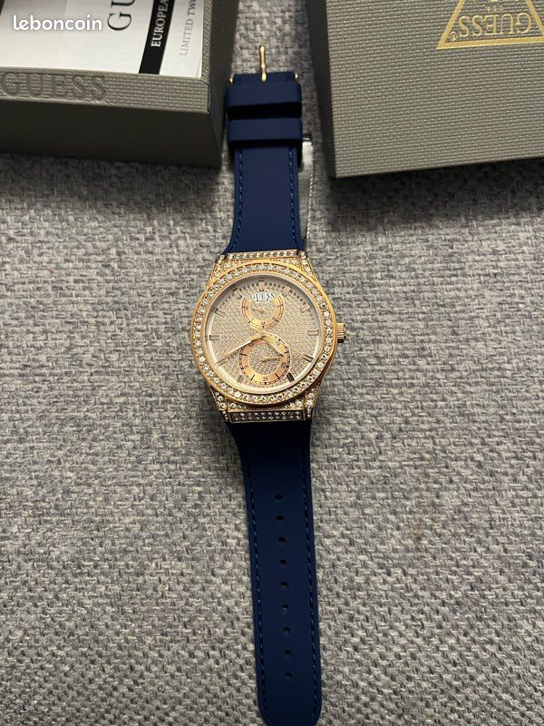 Montre Bracelet GUESS Pour Femme - Neuve Avec étiquettes Et Emballage D'origine