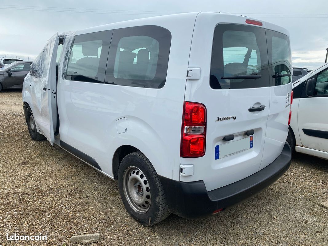 "Accidenté" Citroën Jumpy SpaceTourer 1.5 BlueHDi 120 Confort 9 Places / GJ375 (image 3)