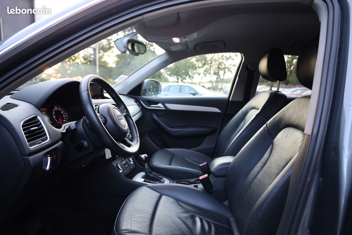 Audi Q3 2.0 TFSI 211 Quattro AMBITION LUXE BA +Sièges Chauffants +Attelage (image 7)