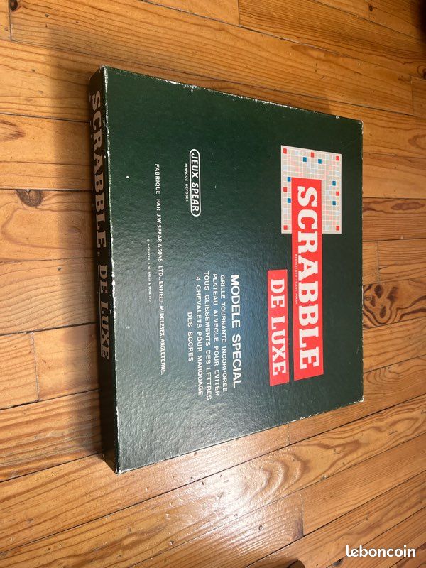 Scrabble De Luxe Avec Plateau Tournant – Jeu De Société Complet SPEAR'S GAMES