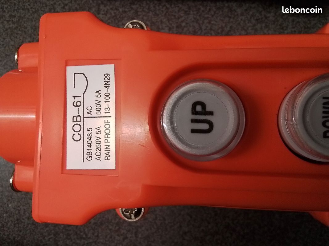 Boitier de commande avec boutons poussoirs pour palan ou grue - Neuf (image 4)