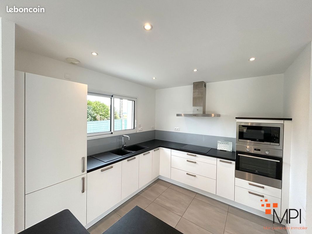 Maison 5 pièces 104 m² · à Cintré · 104 m² · 1 100 €/mois