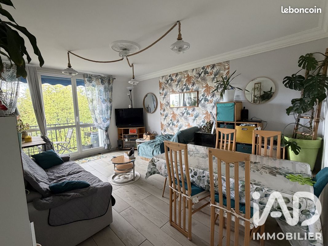 Appartement 3 pièces 63 m² · à Saint-Pierre-des-Corps · 63 m² · 105 000 €