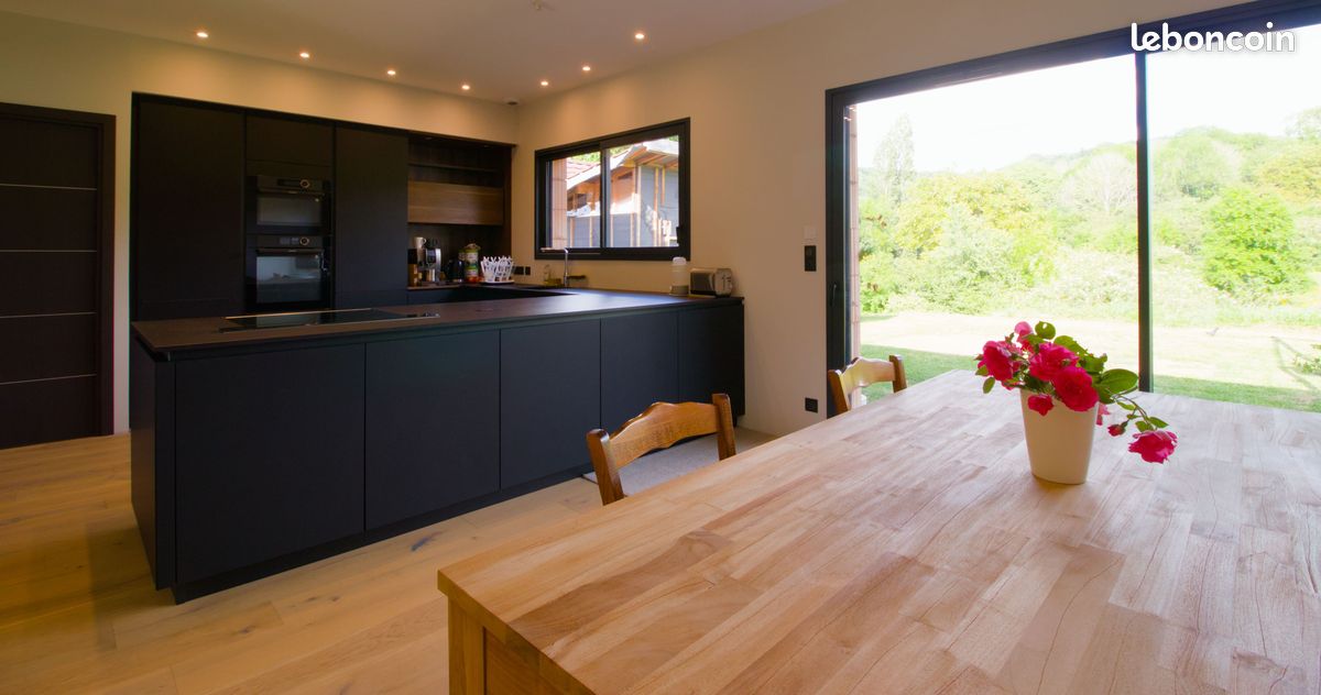 Maison 6 pièces 130 m² · à Ambérieu-en-Bugey · 130 m² · 399 000 €