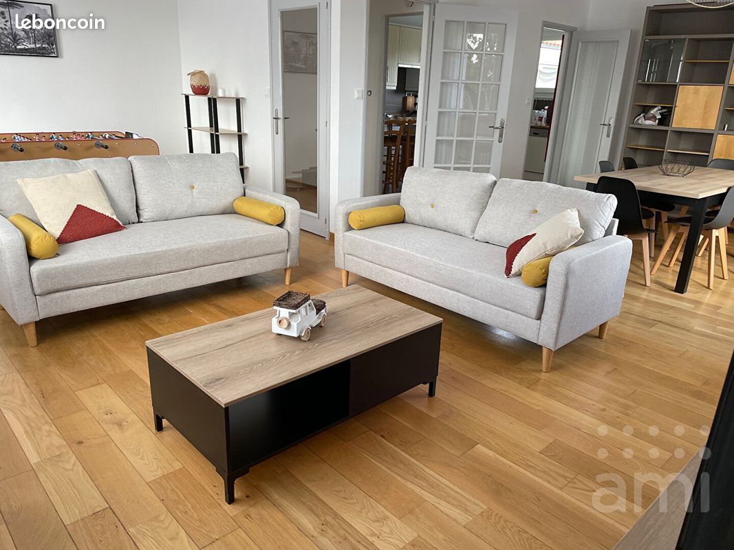 Maison 8 pièces 212 m² · à Poitiers · 212 m² · 334 400 €