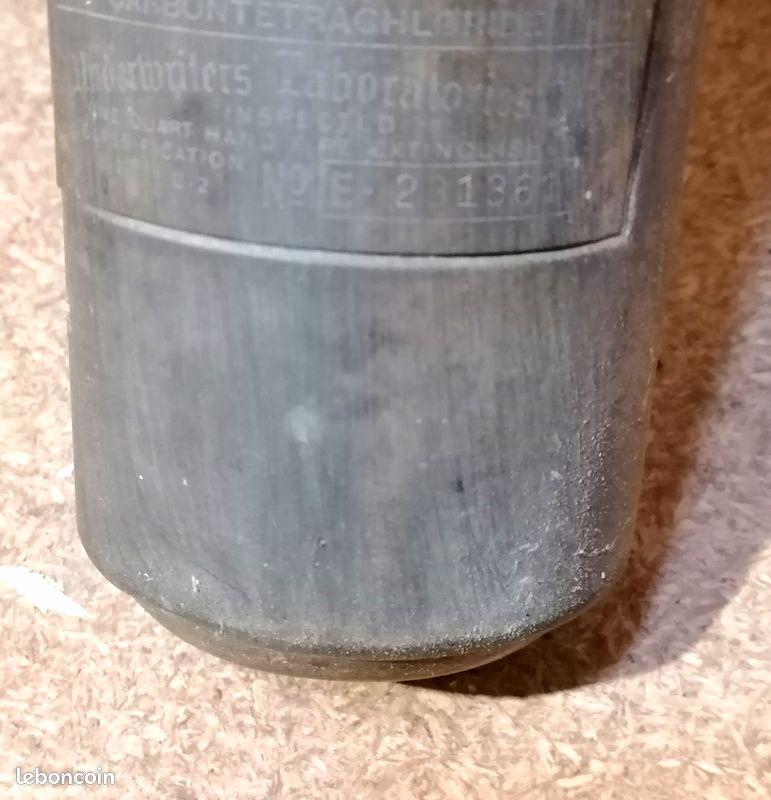 Extincteur US ww2 (image 5)