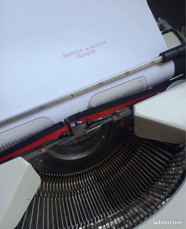 Machine à écrire Olympia (image 3)