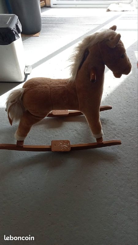 Cheval a bascule (image 3)