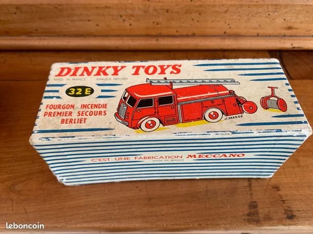 32e berliet premier secours dinky toys meccano - Collection