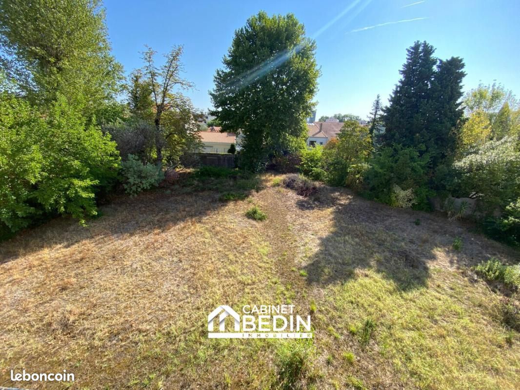 Maison 7 pièces 346 m² · à Bordeaux · 346 m² · 1 047 500 €