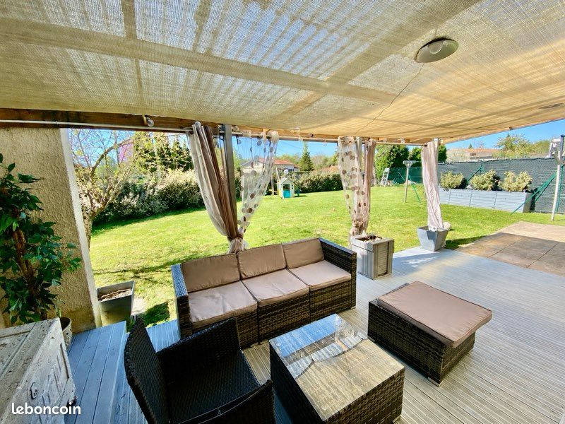 Maison 6 pièces 115 m² · à Revel · 115 m² · 165 000 €