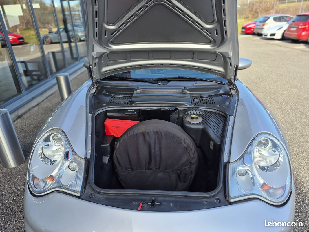 Porsche 911 type 996 carrera 2 (image 10)
