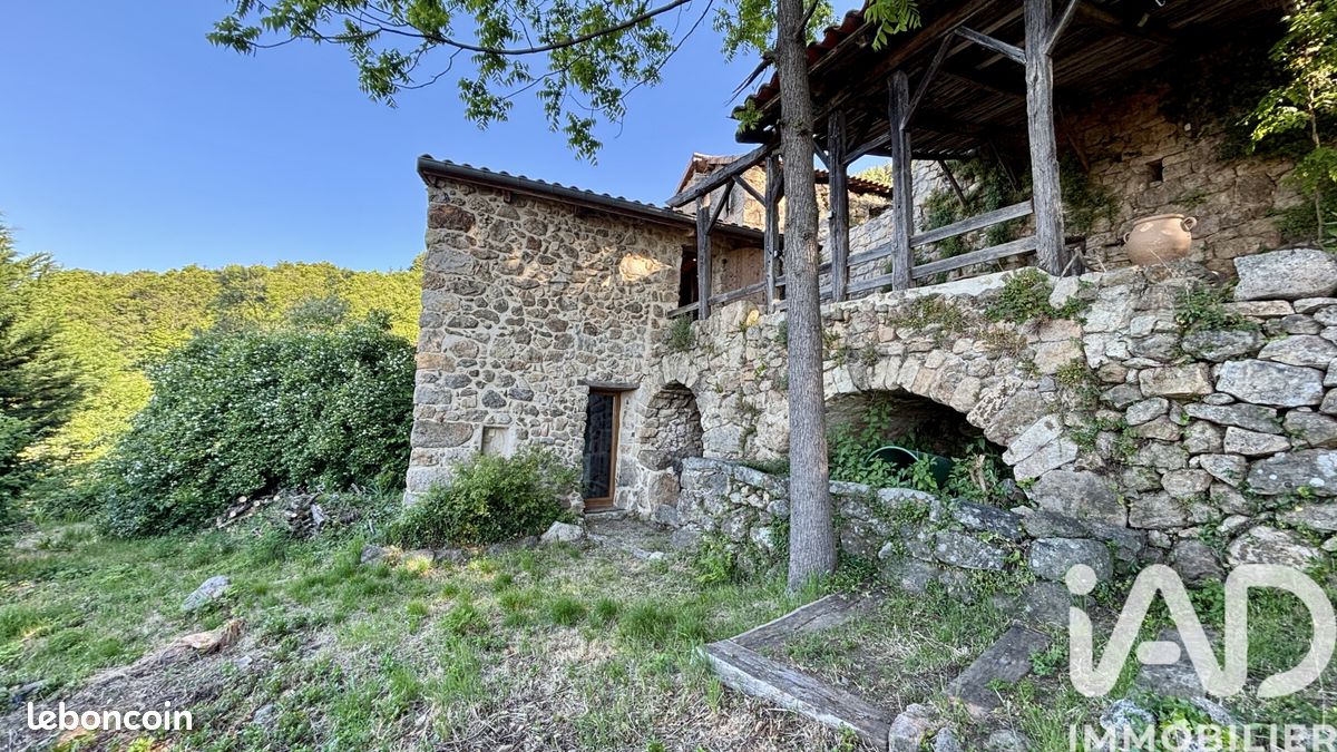 Maison 5 pièces 151 m² · à Vals-les-Bains · 151 m² · 295 000 €