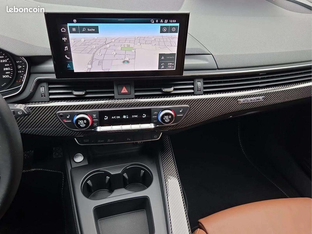 Audi A4 AVANT 40 TDI quattro S line S-Tronic 204 ch * GPS * LED * Caméra de Recul * Jantes Audi Sport * Sièges Chauffants Avant/Arrière * Pack Noir (image 10)