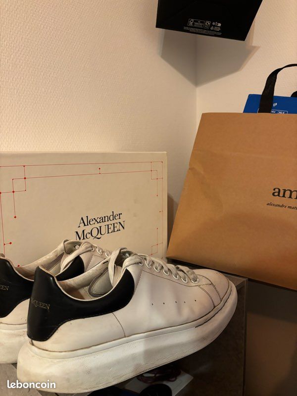 Alexander mcqueen (image 1)