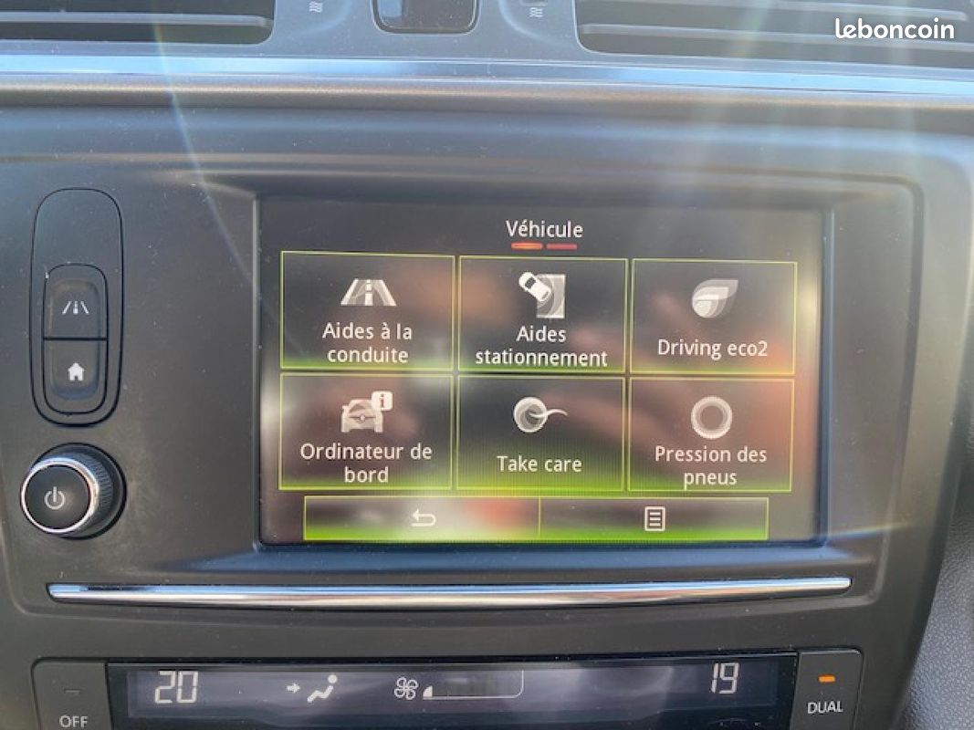 RENAULT KADJAR 1.5 Energy dCi - 110 Intens + ATTELAGE (image 17)