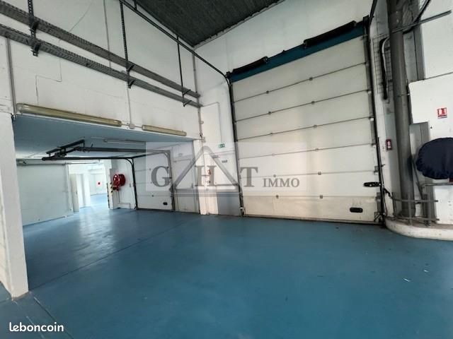 Local industriel 1 800 m² (image 4)