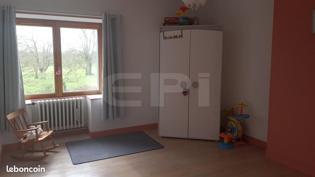 Ferme 5 pièces 145 m² - Moncoutant-sur-Sèvre 79240 La Chapelle-Saint-Étienne (image principale 6)