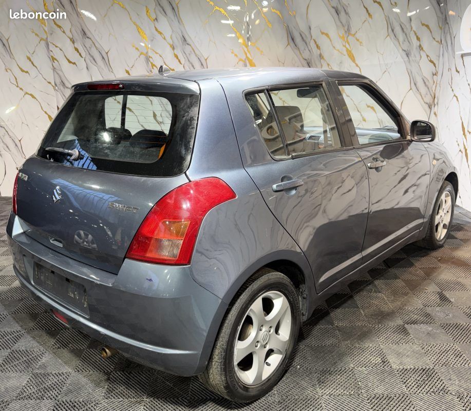 SUZUKI SWIFT 2007 - 75 CH - 63 221Kms - Premier Main - Parfait Etat - DIstrib ok- SUIVIT SUZUKI (image 5)