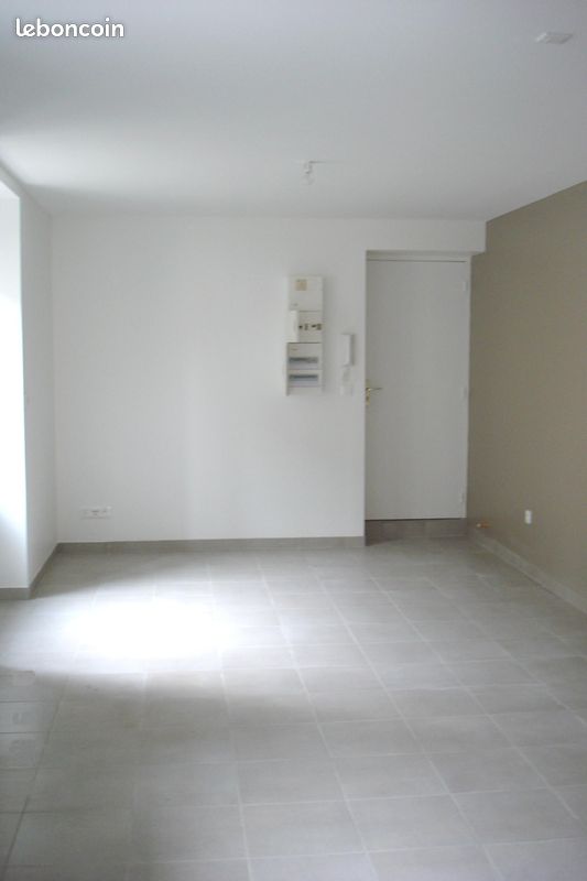 Appartement a louer etampes - 1 pièce(s) - 27 m2 - Surfyn