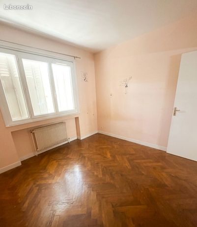 T4 avec deux chambres - de 85 m² - rue de Marseille — 3