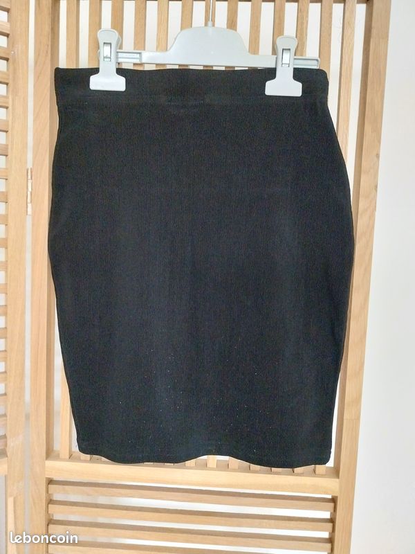Jupe noire - Plein Futur - Taille 36/38 (image 2)