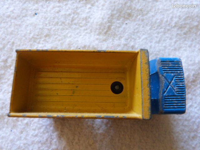 Véhicule miniature Matchbox n° 30 superfast Lesney Freeway International 1980 articulated truck (image 2)