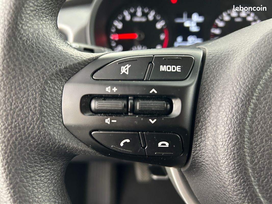 KIA Rio 1.2 DPi 84ch BVM5 Motion (image 28)