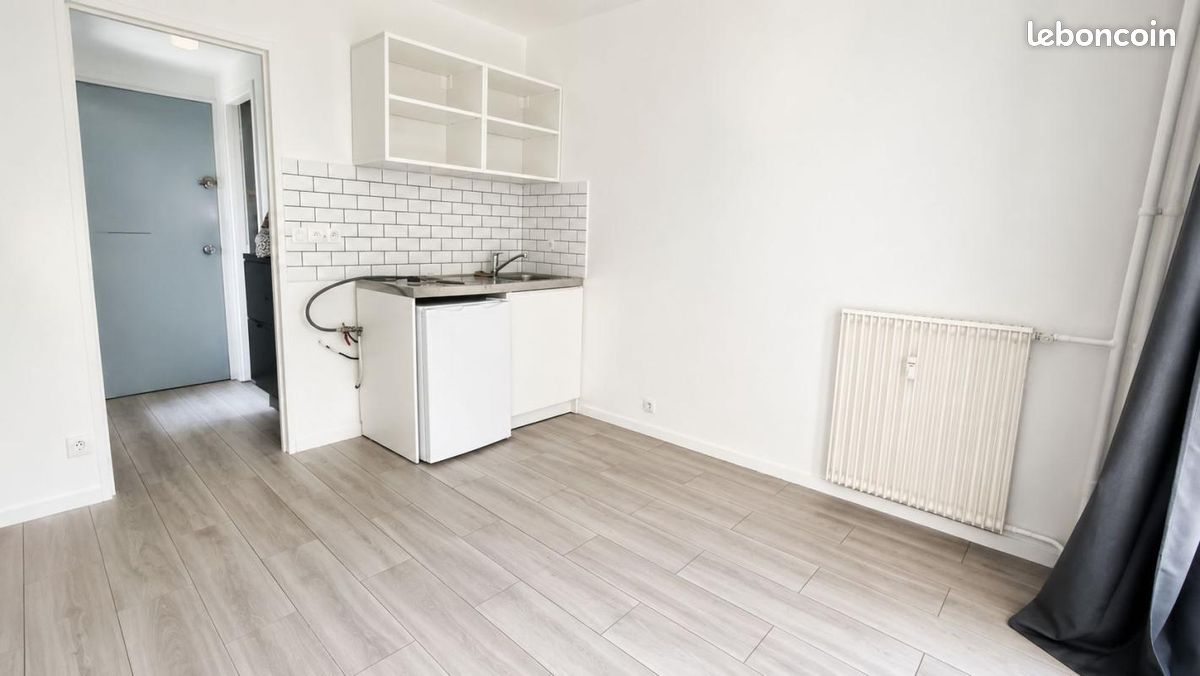 Studio 1 pièce 14 m² (image 4)