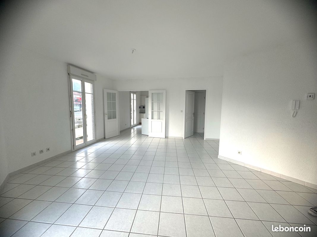 Appartement 2 pièces 61 m² · à Gex · 61 m² · 1 250 €