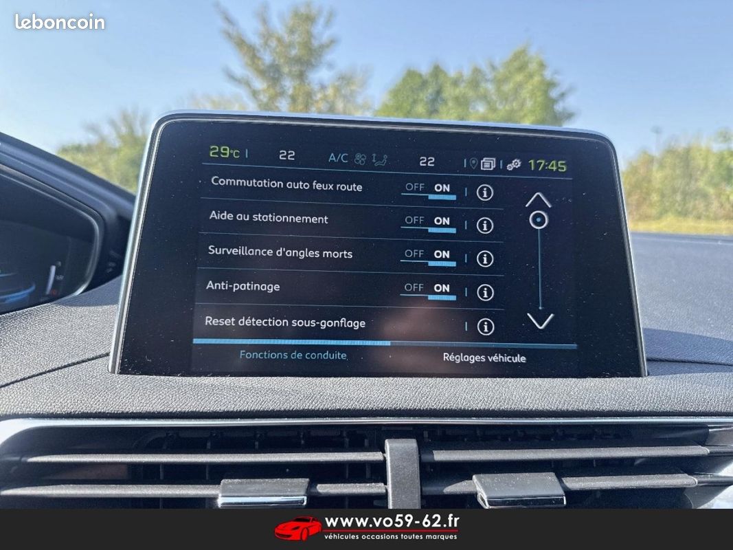Peugeot 3008 HYBRID 225ch GT Line e-EAT8 10cv (image 19)