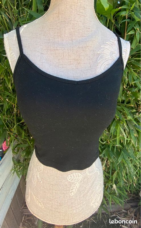 Top court femme Shein taille S (image 1)