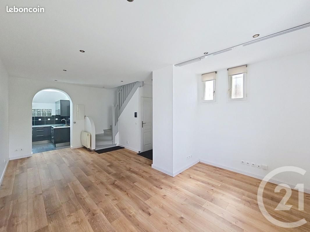 Maison 4 pièces 71 m² · à Orly · 71 m² · 329 000 €