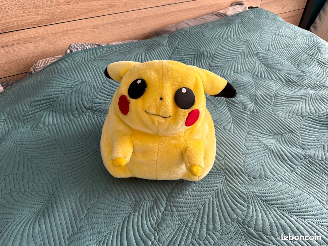 Grande peluche Pikachu Jeux Jouets
