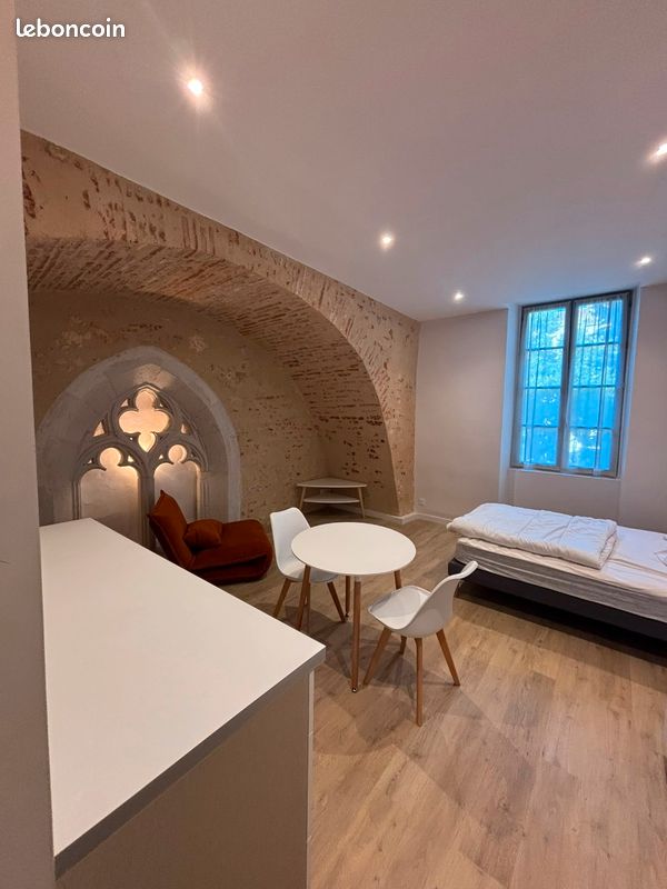 Appartement 1 pièce 27 m² · à Cahors · 27 m² · 500 €