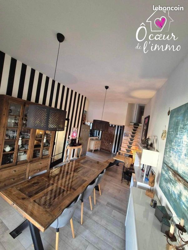 Maison 7 pièces 158 m² · à La Séguinière · 158 m² · 329 990 €