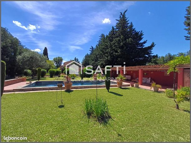 Mas 7 pièces 300 m²