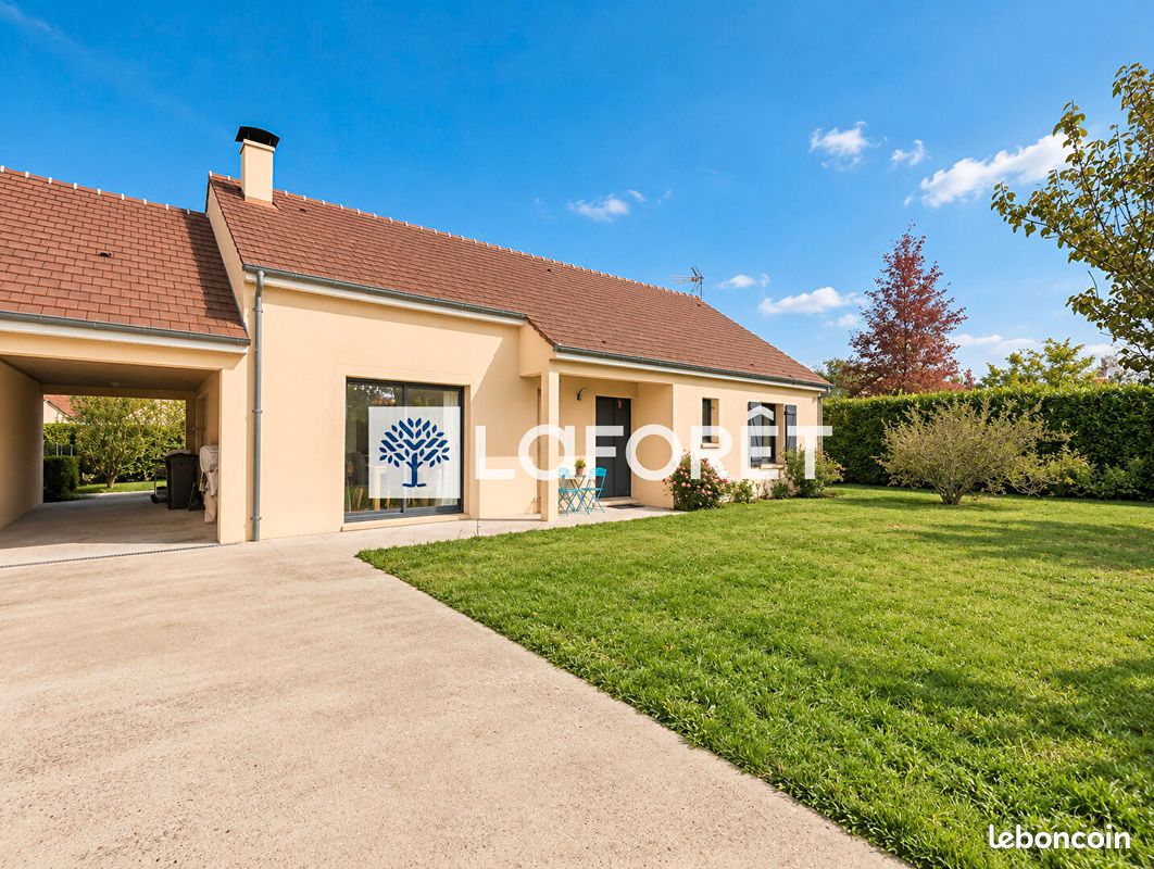 Maison 4 pièces 92 m² · à Rozay-en-Brie · 92 m² · 284 000 €
