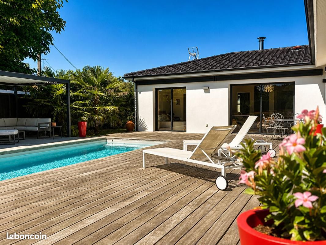 Maison 7 pièces 151 m² · à Saint-Loubès · 151 m² · 499 000 €